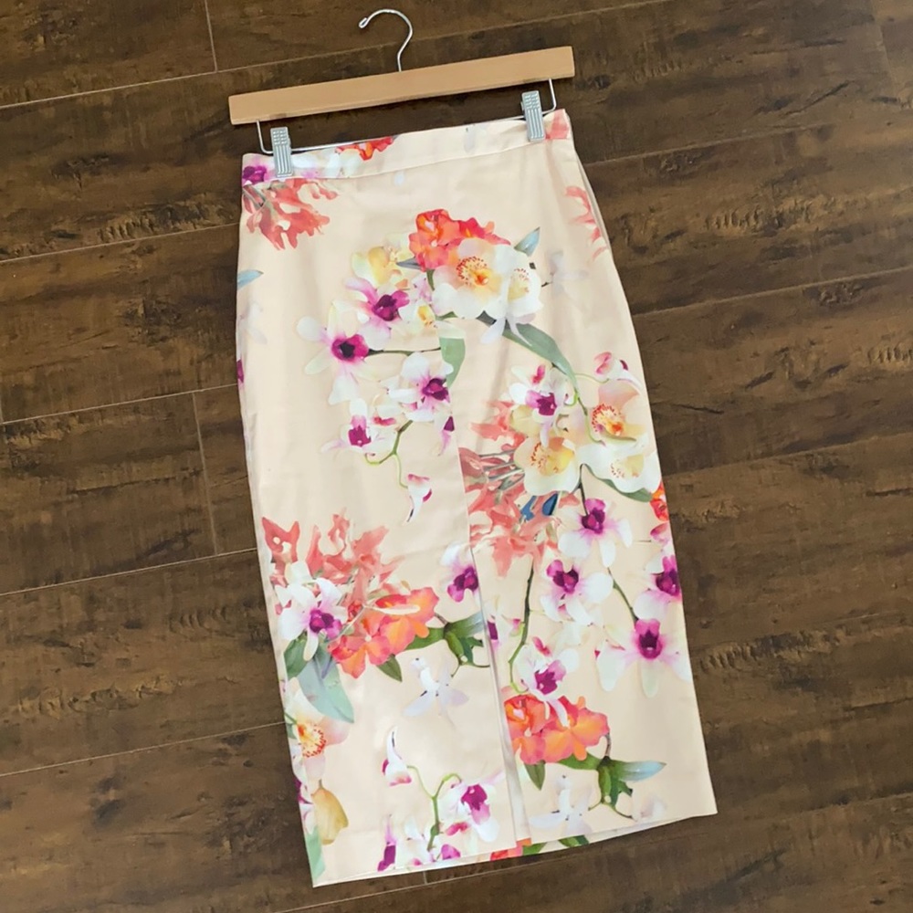 Marciano High Wasted Floral Pencil Skirt